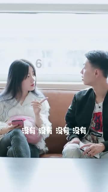 梦见蛇向我扑过吓醒了游戏画面